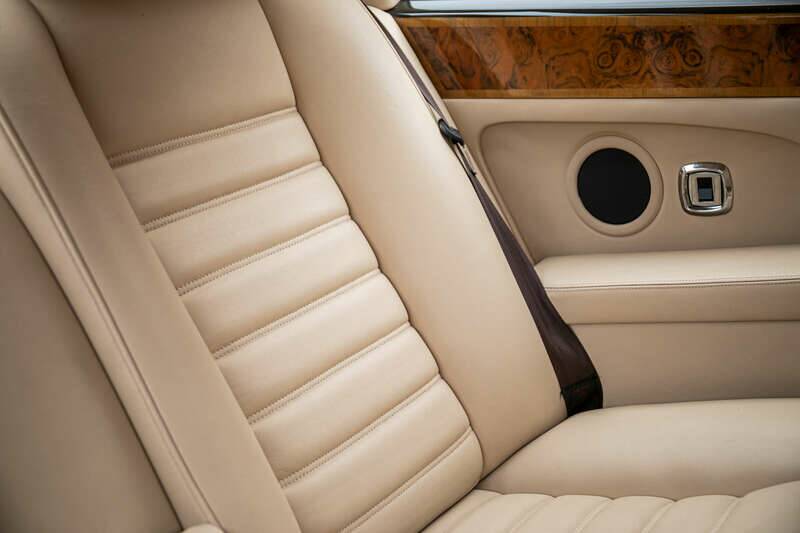 Image 36/50 of Bentley Continental R (1996)