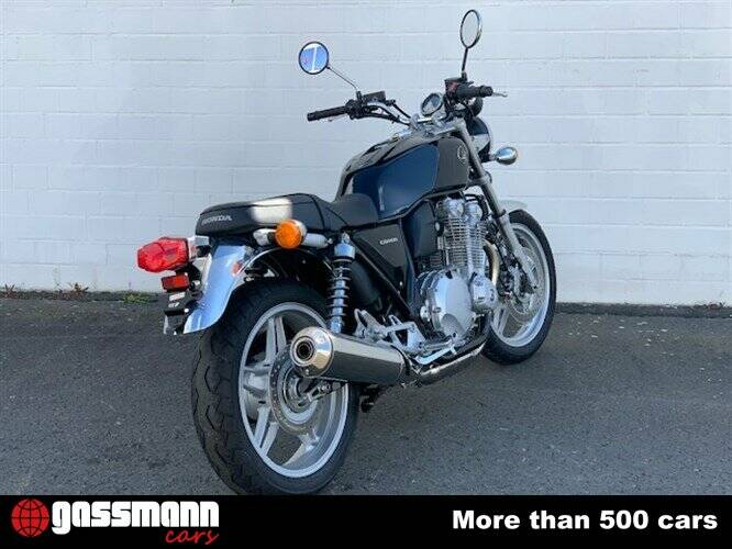 Bild 5/15 von Honda DUMMY (2013)