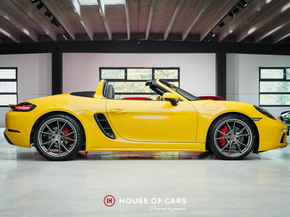 Image 5/25 of Porsche 718 Boxster S (2016)