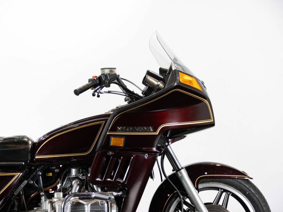 Immagine 30/50 di Honda GL 1100 Gold Wing (1981)