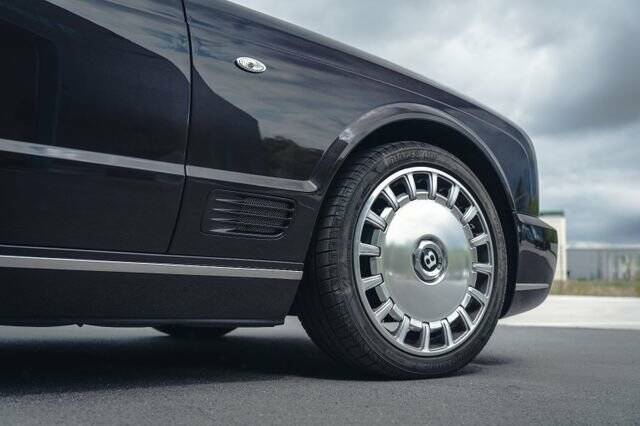 Afbeelding 4/15 van Bentley Brooklands (2009)