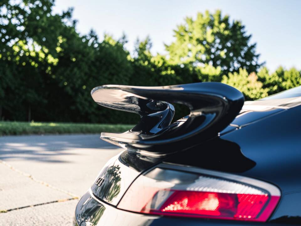Image 8/13 of Porsche 911 GT3 (2001)