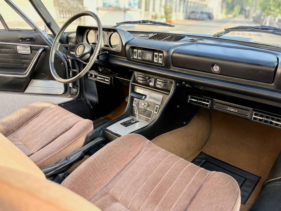 Image 9/18 of Peugeot 504 Coupé (1973)