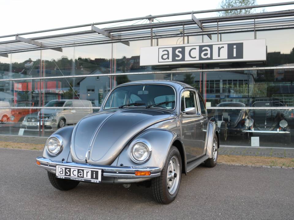 Image 6/50 de Volkswagen Coccinelle 1200 Edition Anniversaire (1985)