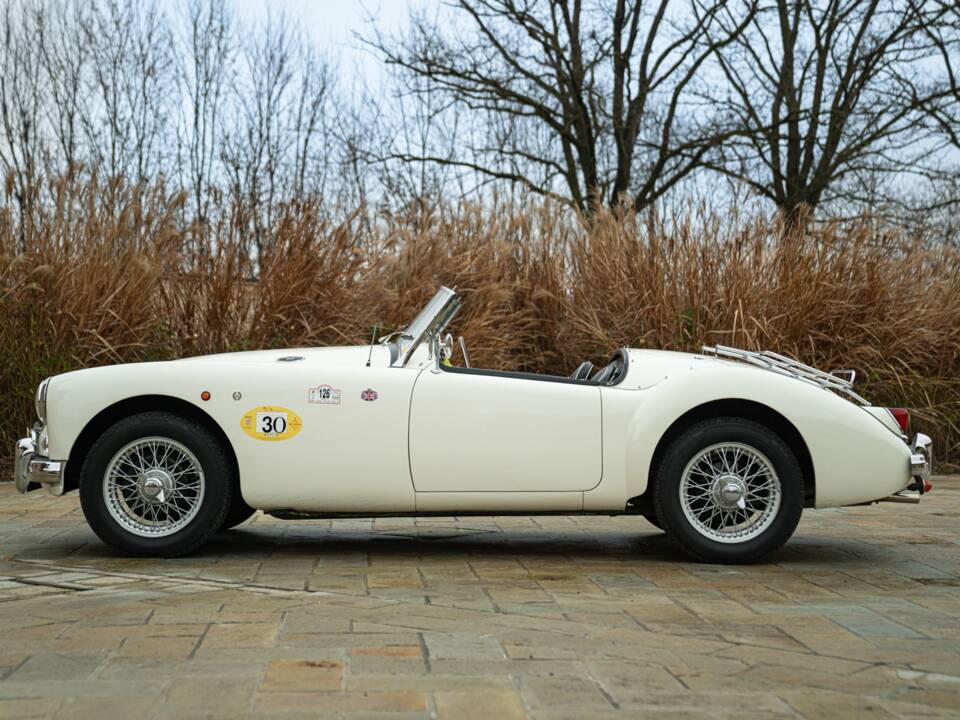 Bild 5/50 von MG MGA 1500 (1958)