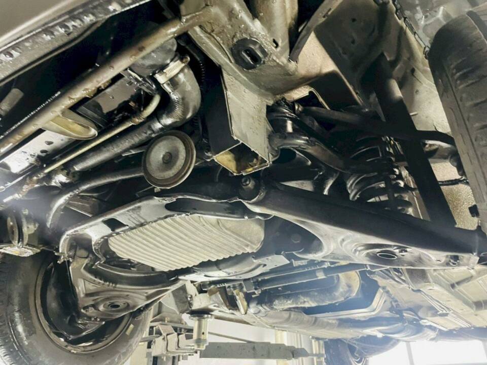 Image 30/36 of Mercedes-Benz 560 SL (1986)