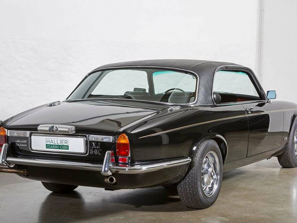 Image 7/31 of Jaguar XJ 5.3 C (1978)