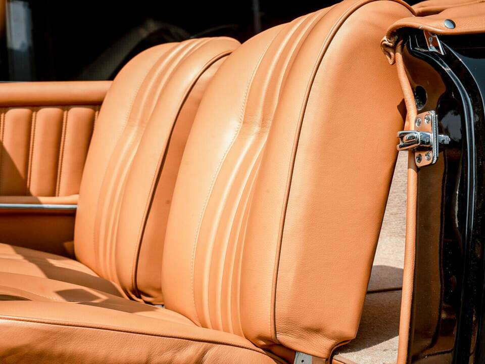 Image 25/42 of Mercedes-Benz 190 SL (1961)