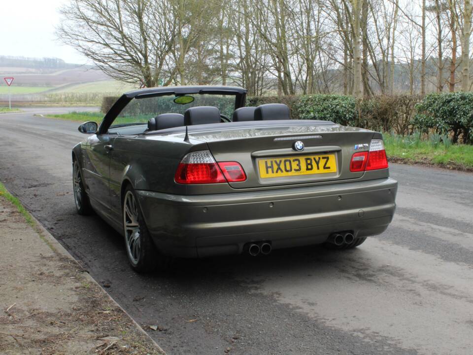 Image 4/18 of BMW M3 (2003)