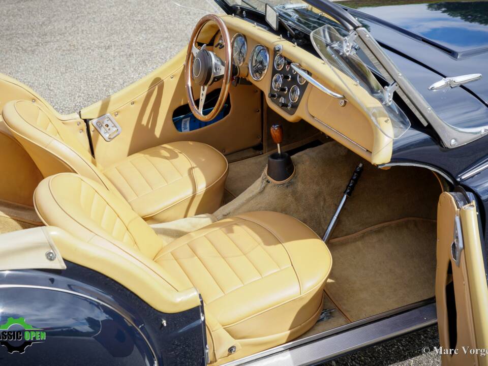 Image 11/46 of Triumph TR 3A (1958)