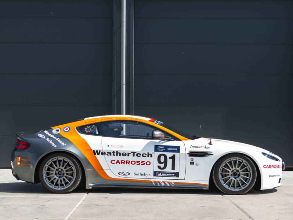 Bild 19/50 von Aston Martin V8 Vantage (2010)