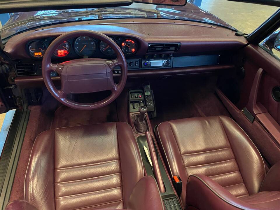 Bild 19/23 von Porsche 911 Carrera 4 (1992)