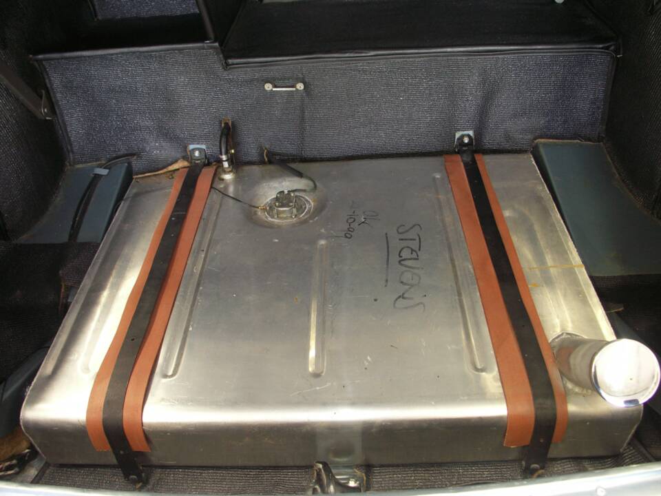 Immagine 18/42 di Austin-Healey 100&#x2F;4 (BN1) (1955)