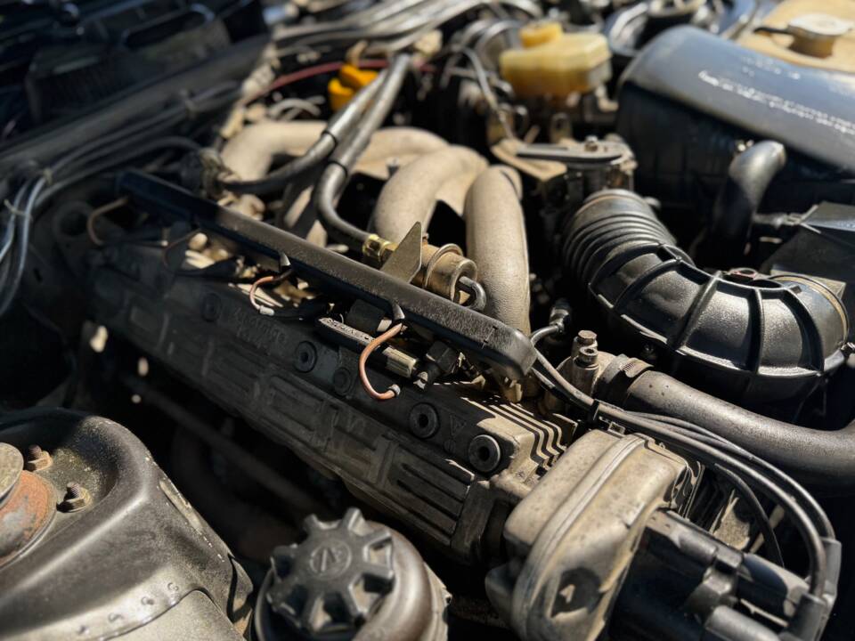 Image 25/35 of Porsche 924 S (1986)