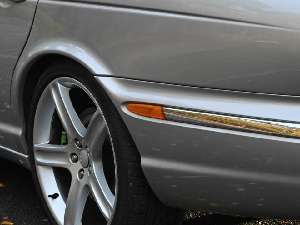Image 20/50 of Jaguar XJ 8 4.2 (2006)