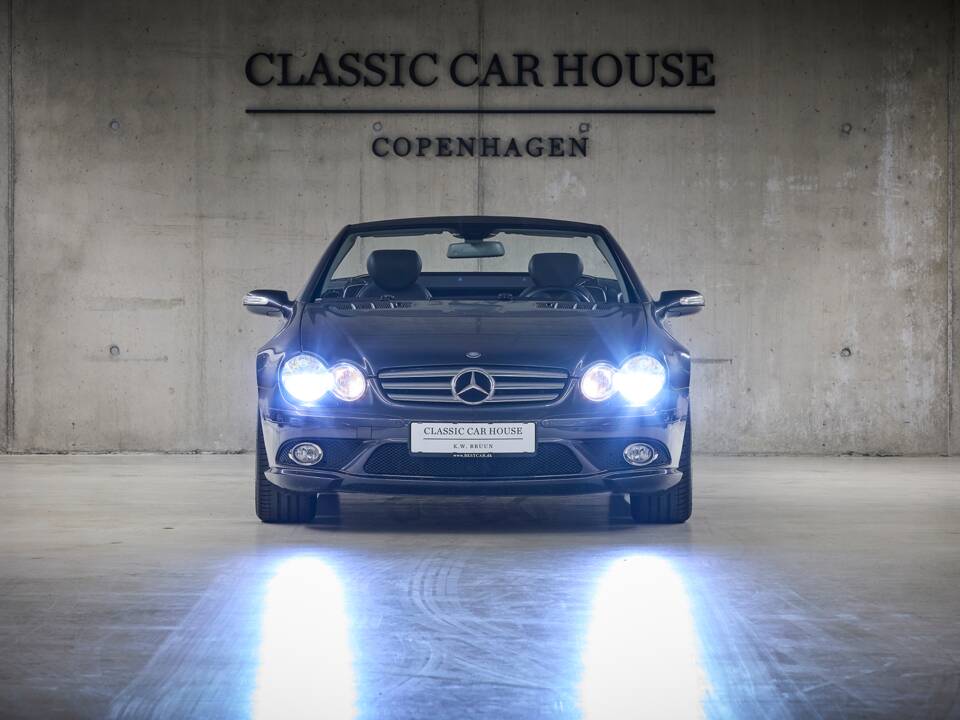 Image 3/99 de Mercedes-Benz SL 550 (2007)