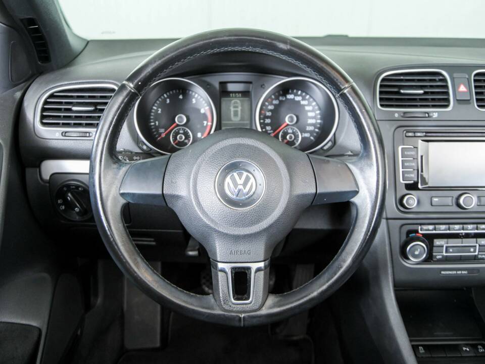 Bild 8/50 von Volkswagen Golf VI 1.2 TSI (2012)