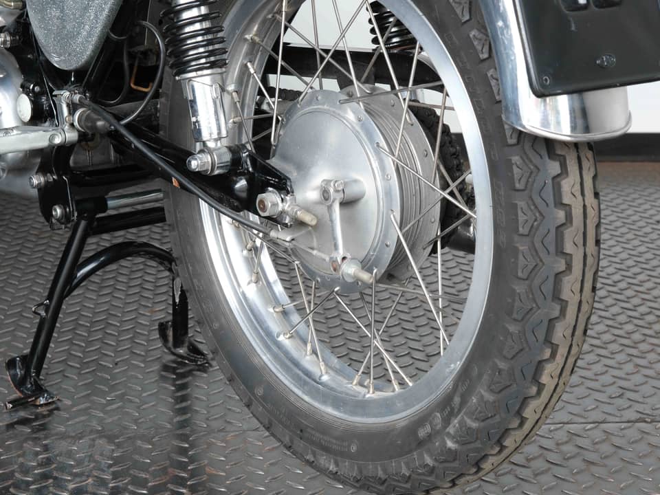 Image 12/64 of Ducati 350 Desmo (1971)