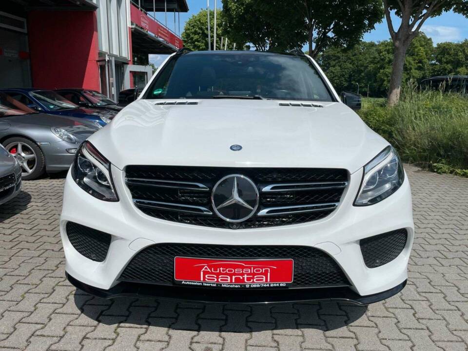 Imagen 3/19 de Mercedes-Benz GLE 350 d 4MATIC (2016)