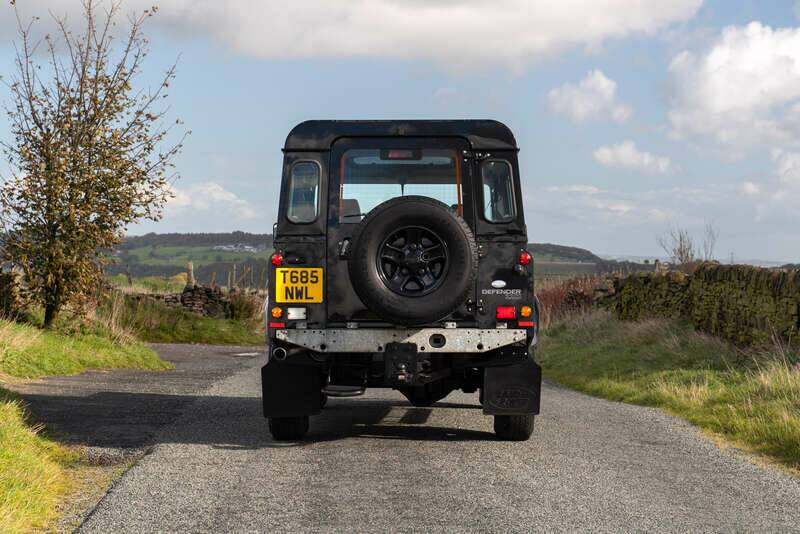 Image 7/50 of Land Rover Defender 110 Td5 (1999)