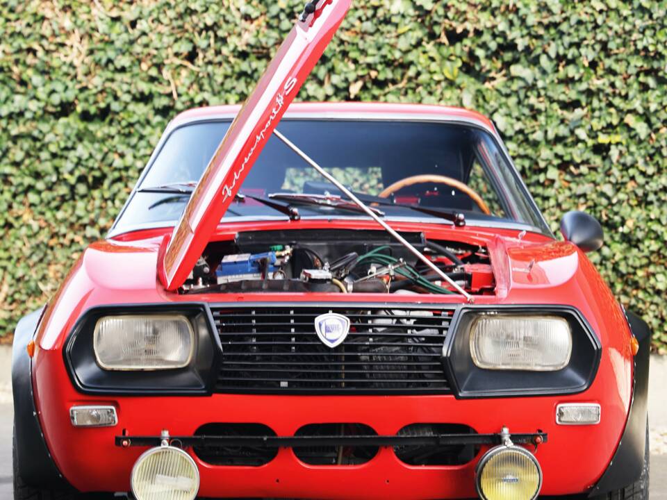 Afbeelding 17/44 van Lancia Fulvia Sport 1.3 (Zagato) (1970)