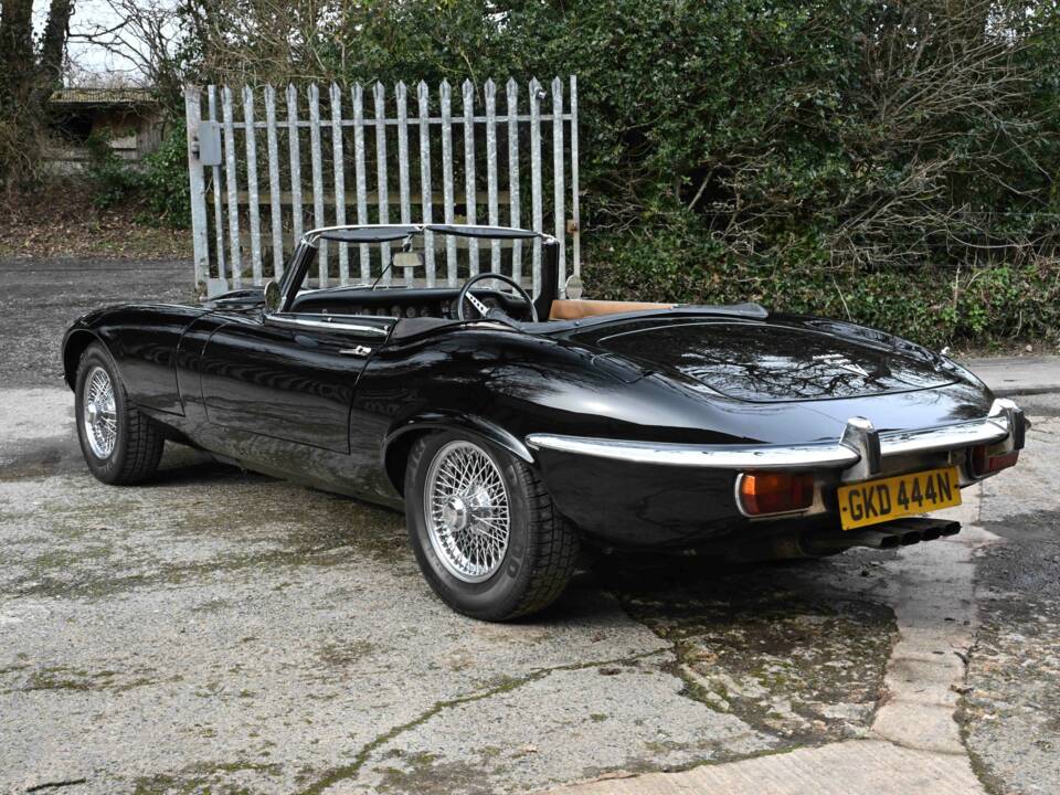 Image 13/50 de Jaguar Type E V12 (1974)