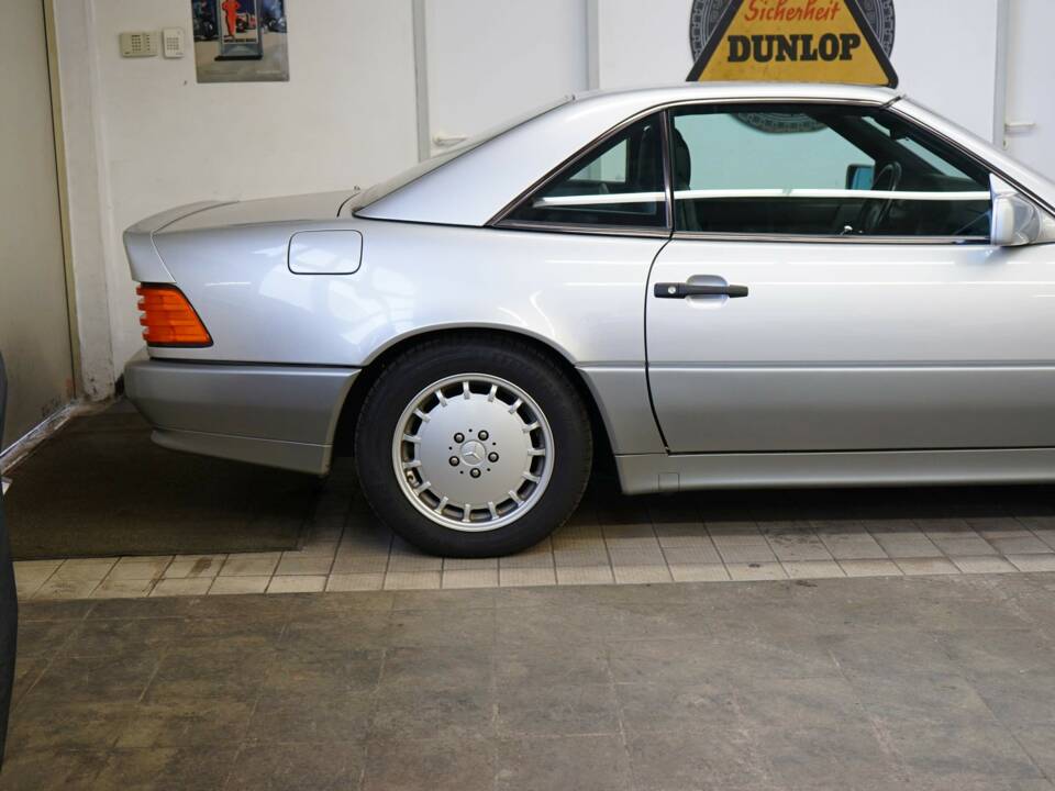 Image 39/42 of Mercedes-Benz 500 SL (1992)
