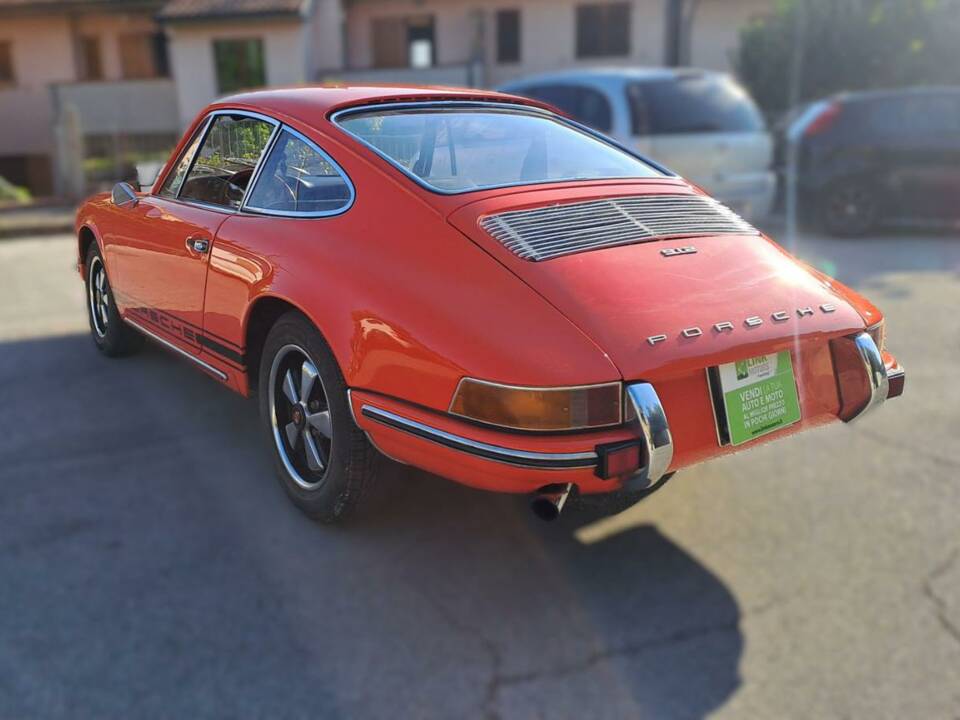 Image 8/28 of Porsche 912 (1969)