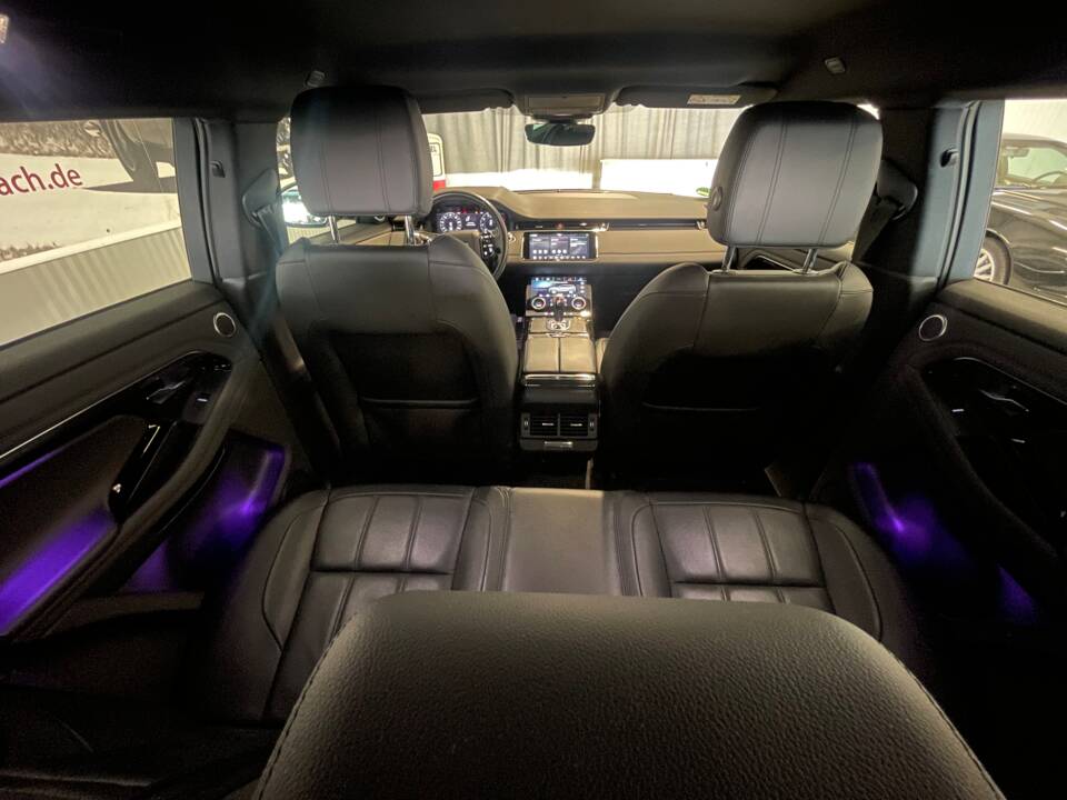 Image 14/19 of Land Rover Range Rover Evoque P250 (2020)