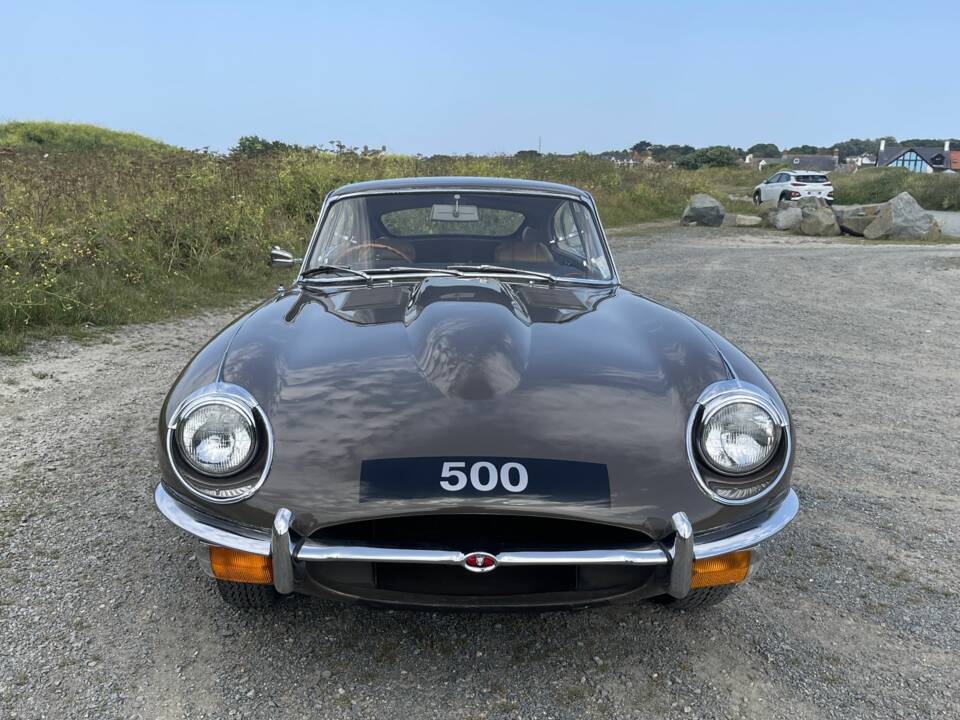 Image 5/12 of Jaguar E-Type (1971)
