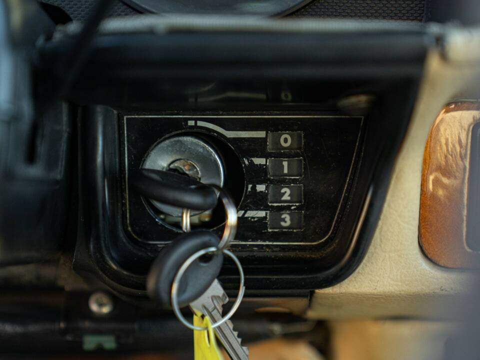 Bild 46/50 von Jaguar XJ-S 3.6 (1988)