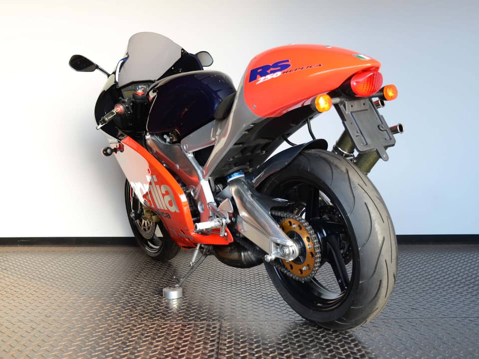 Image 6/51 of Aprilia RS 250 (1998)