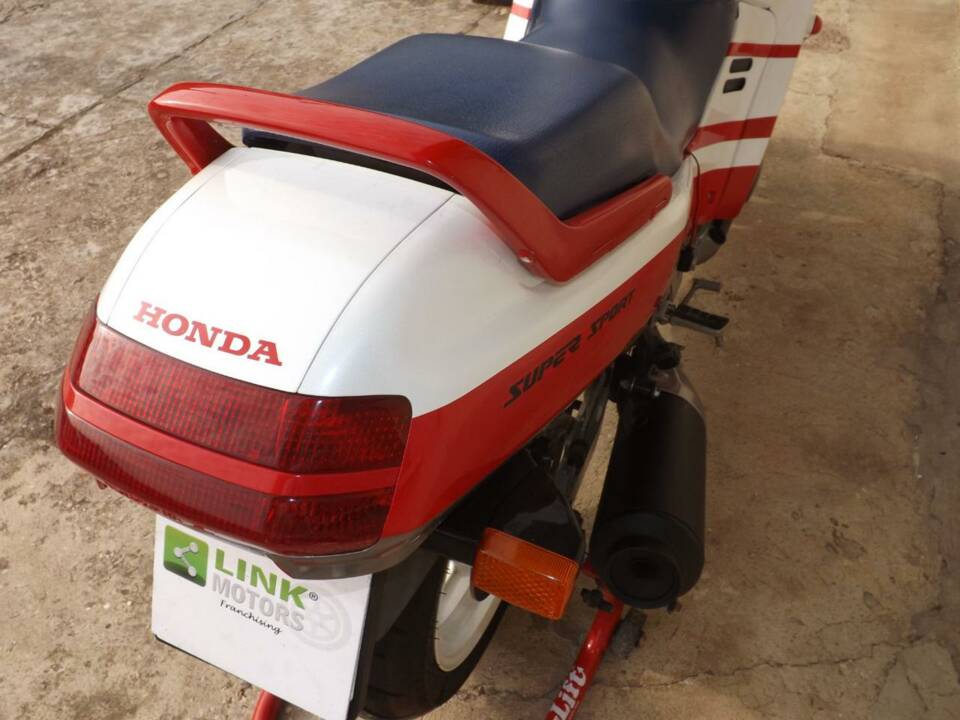 Immagine 18/50 di Honda CBR 1000F (1992)