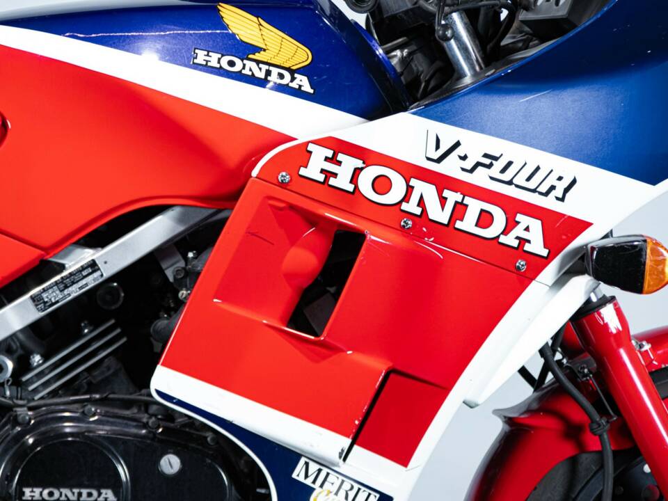Immagine 48/50 di Honda VF 500 F (1986)