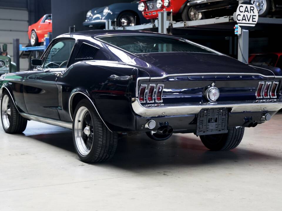 Image 29/57 of Ford Mustang 302 (1968)