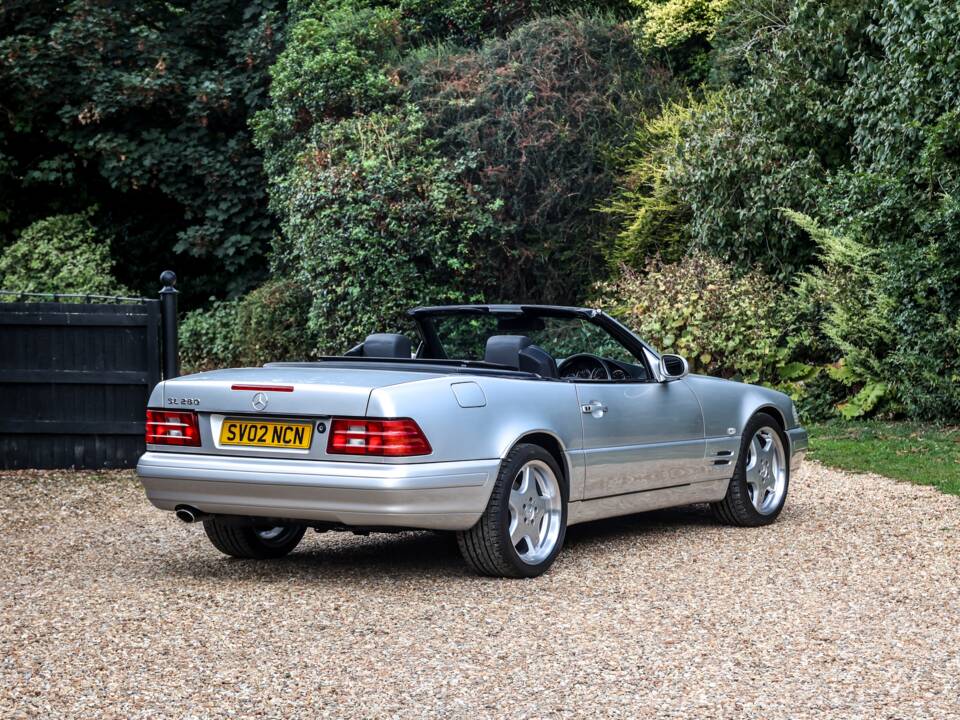 Image 15/43 of Mercedes-Benz SL 280 (2002)
