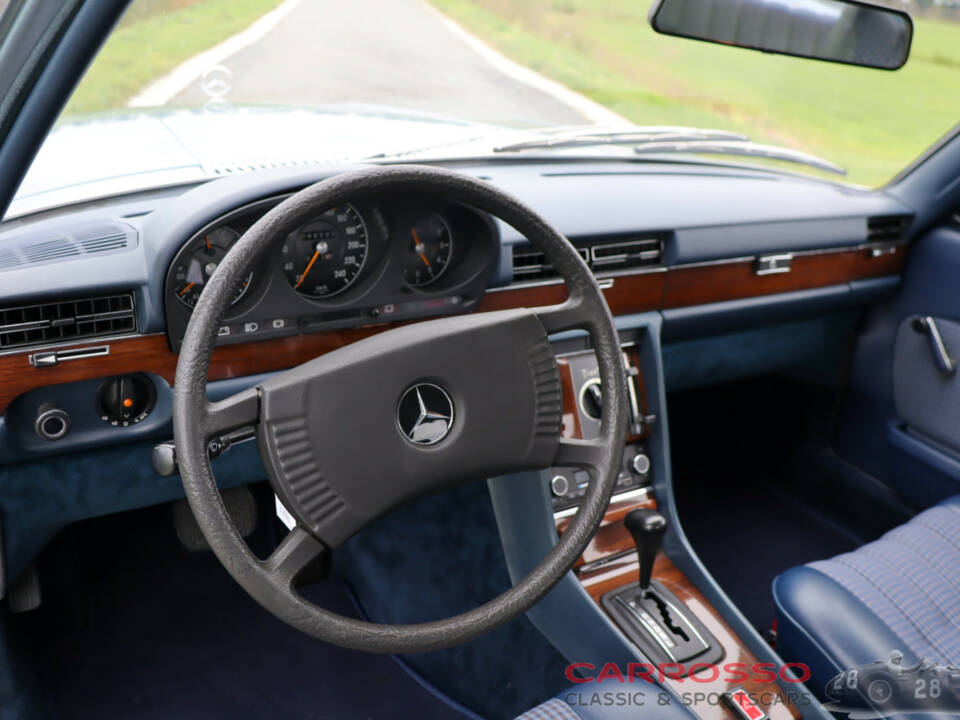 Immagine 35/42 di Mercedes-Benz 280 S (1978)