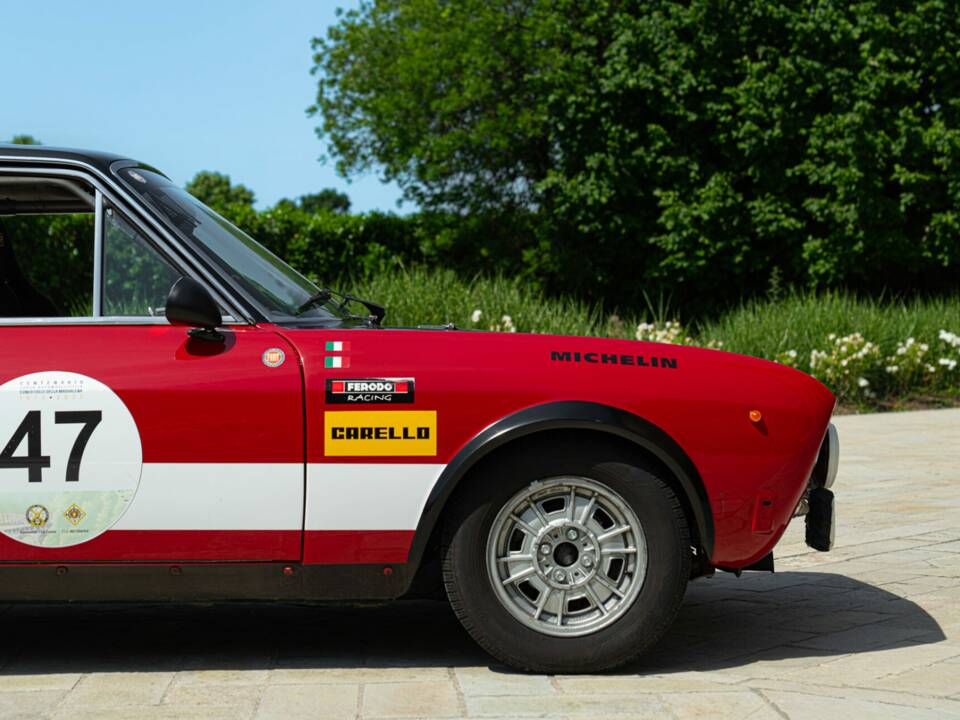 Bild 29/50 von FIAT 124 Sport Coupe (1971)