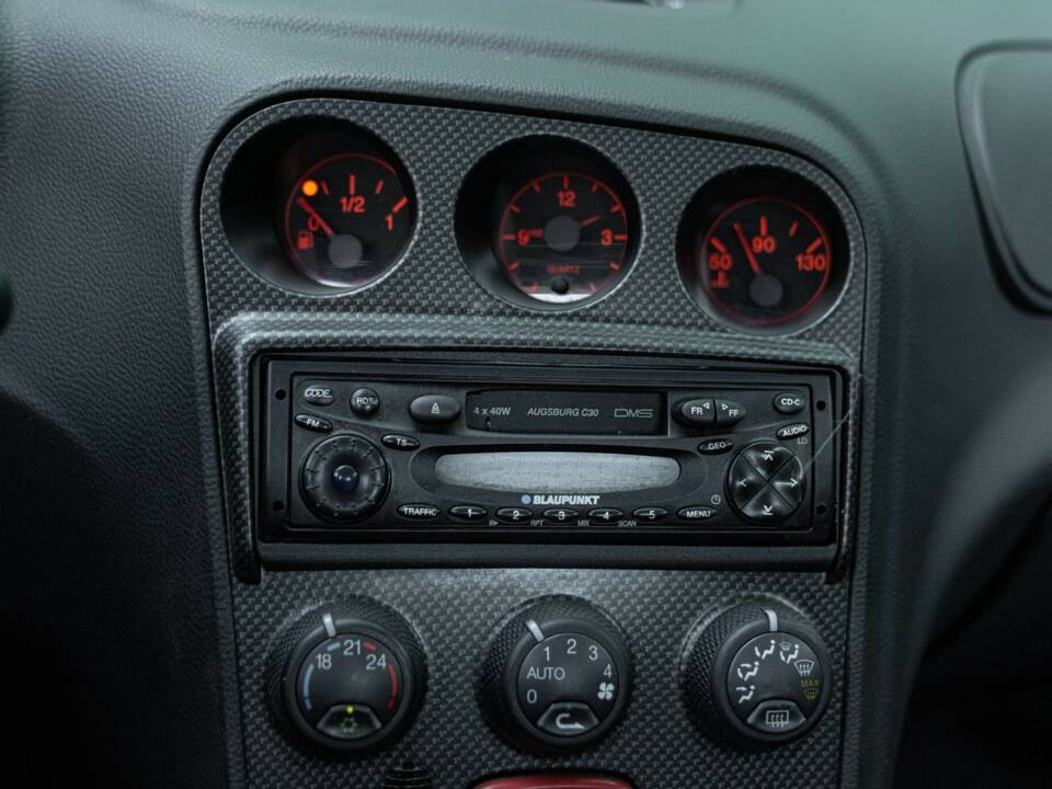 Imagen 49/50 de Alfa Romeo 156 2.5 V6 (2000)