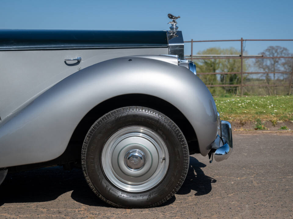 Image 4/15 of Rolls-Royce Silver Dawn (1954)