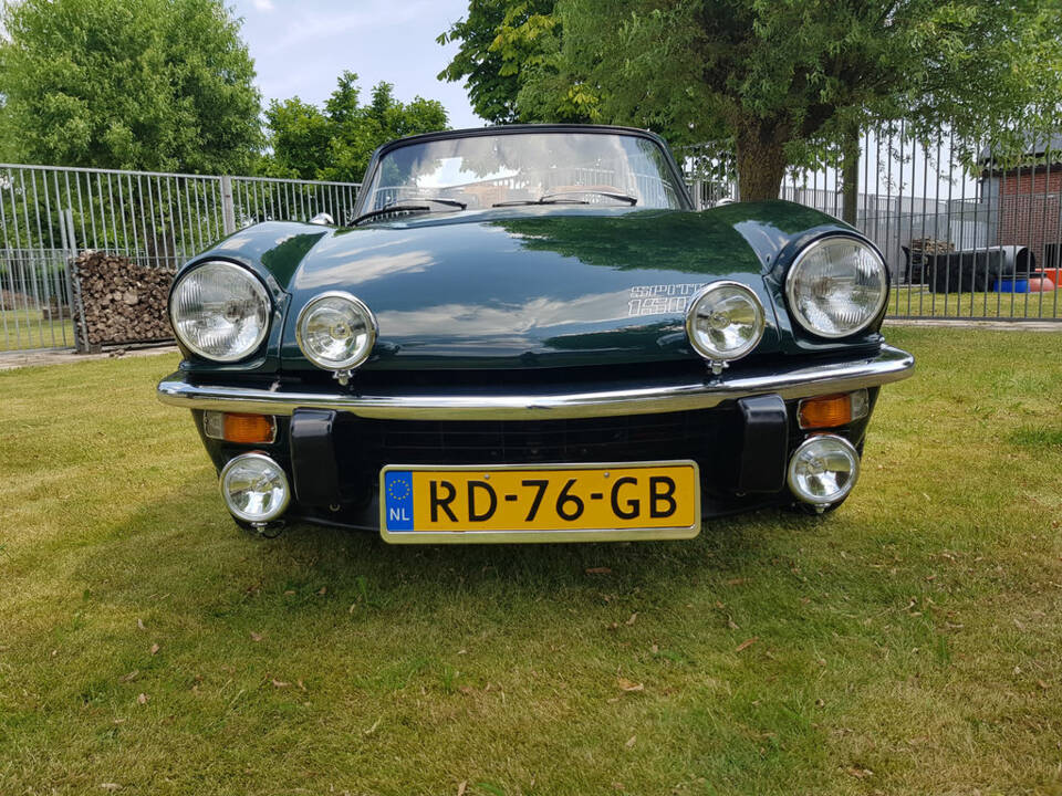 Image 2/8 de Triumph Spitfire 1500 (1978)