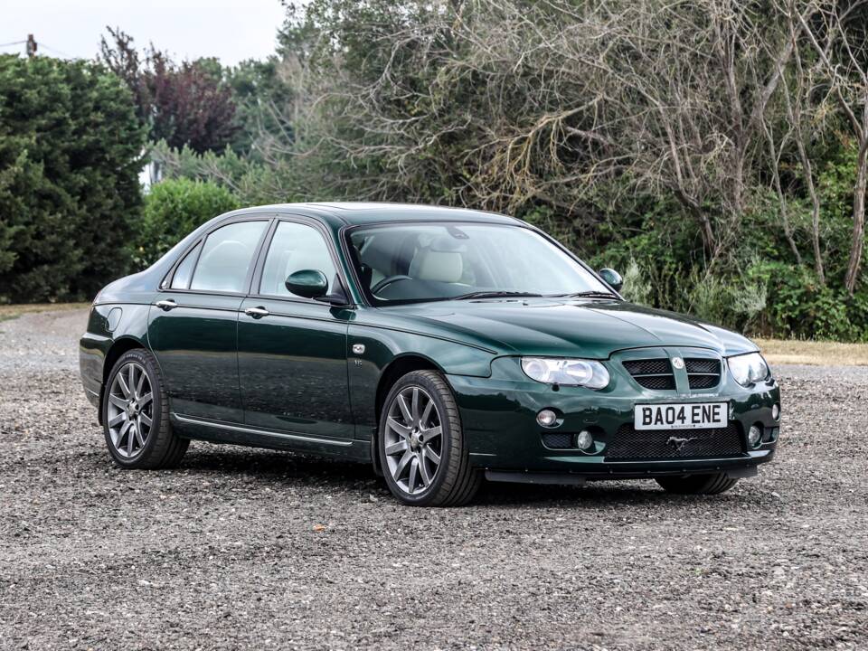 Image 1/26 of MG ZT 260 (2004)