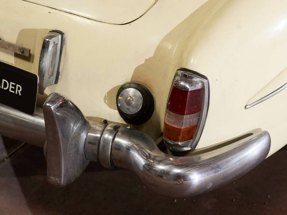Image 28/83 de Mercedes-Benz 190 SL (1959)