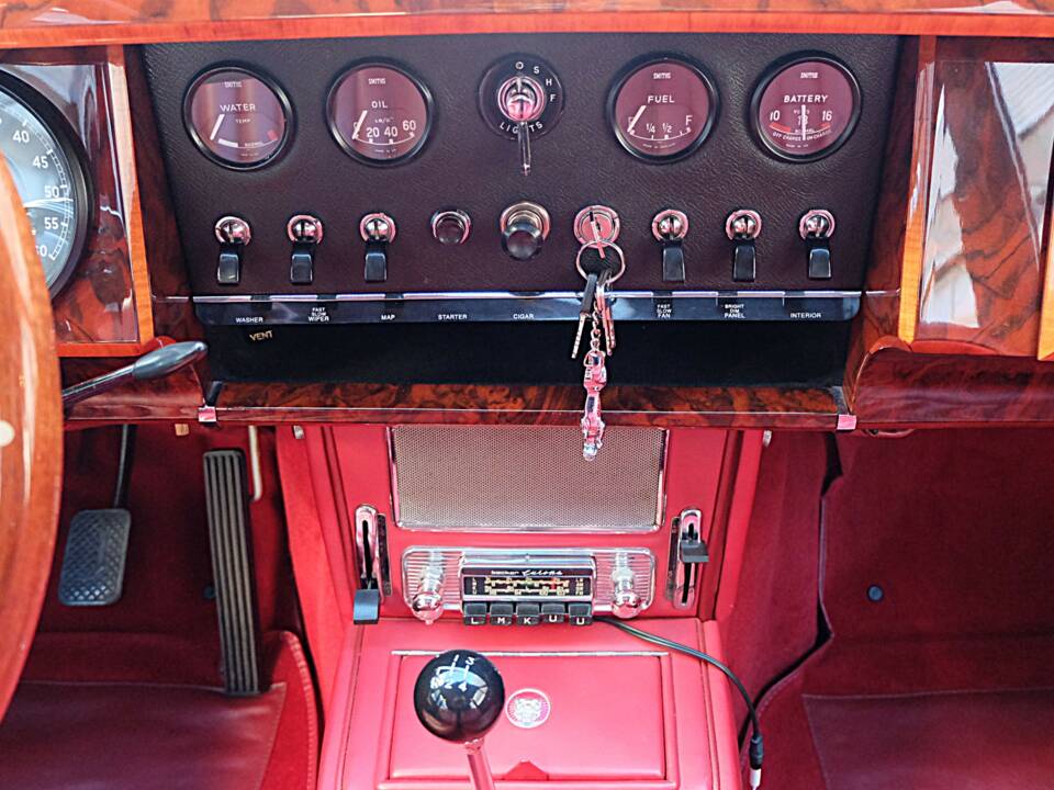 Bild 34/57 von Jaguar Mk II 3.4 (1967)