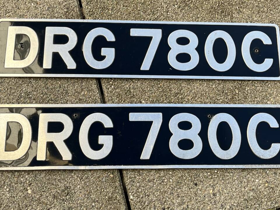 Image 16/50 of Triumph Herald 1200 (1965)