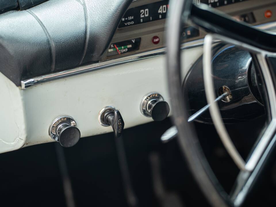 Bild 27/44 von Volvo P 221 (1968)