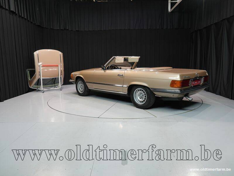 Image 4/15 de Mercedes-Benz 350 SL (1972)