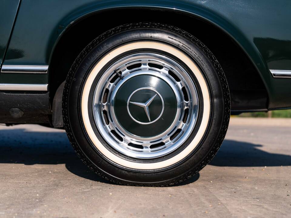 Afbeelding 23/43 van Mercedes-Benz 280 SL (1968)