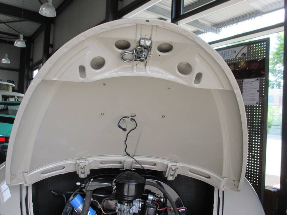 Image 37/39 of Volkswagen Maggiolino 1200 Export "Dickholmer" (1964)