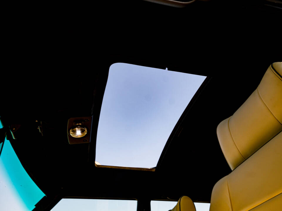 Immagine 22/45 di Land Rover Range Rover Classic 3.5 (2017)